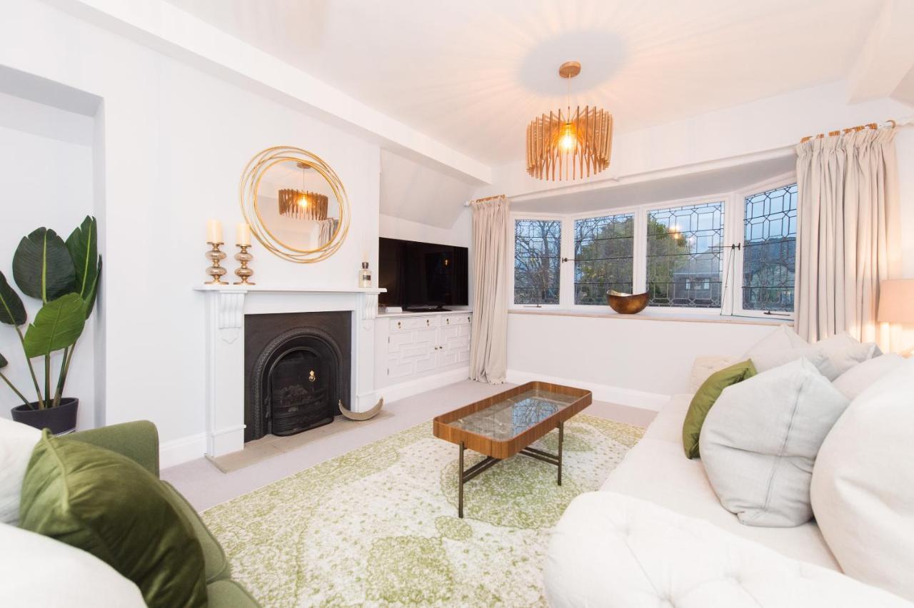 The Tower By Harrogate Serviced Apartments 외부 사진