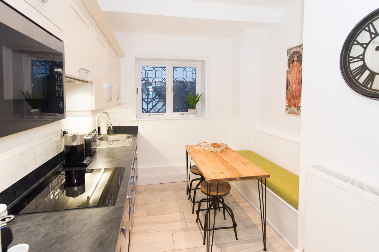 The Tower By Harrogate Serviced Apartments 외부 사진